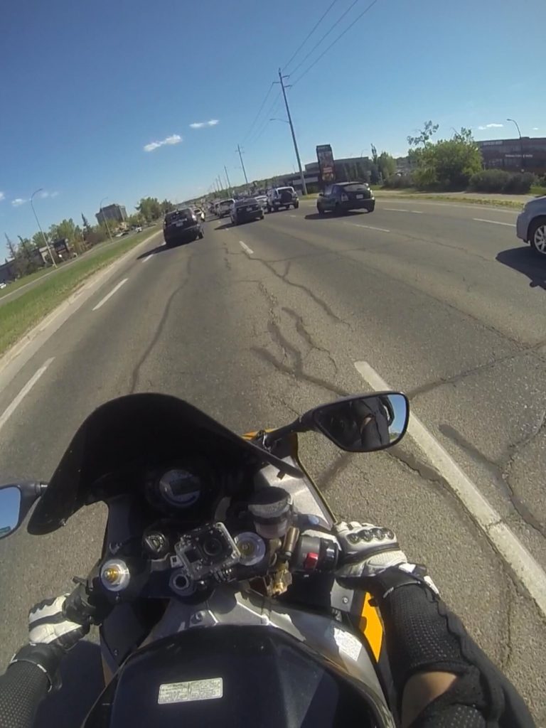 The Proper Way to Brake on a Motorcycle
