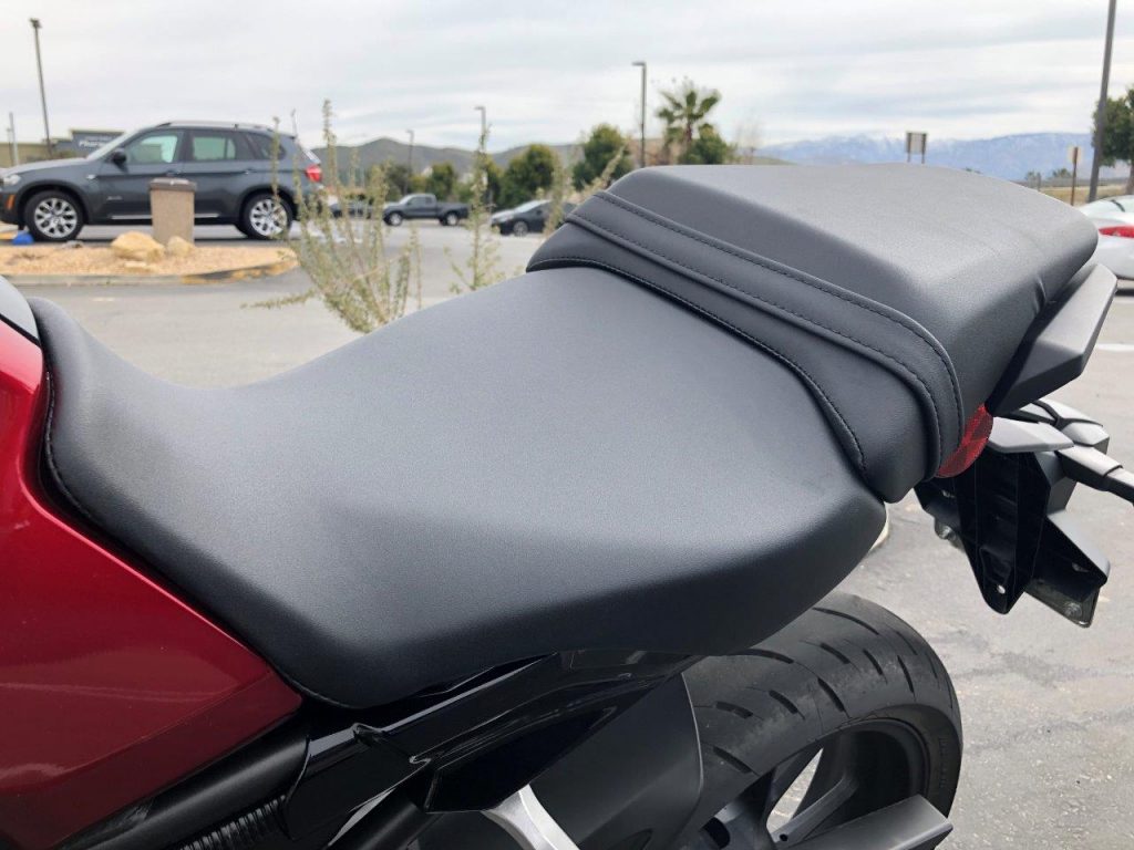 2019 Honda CB300R seat.