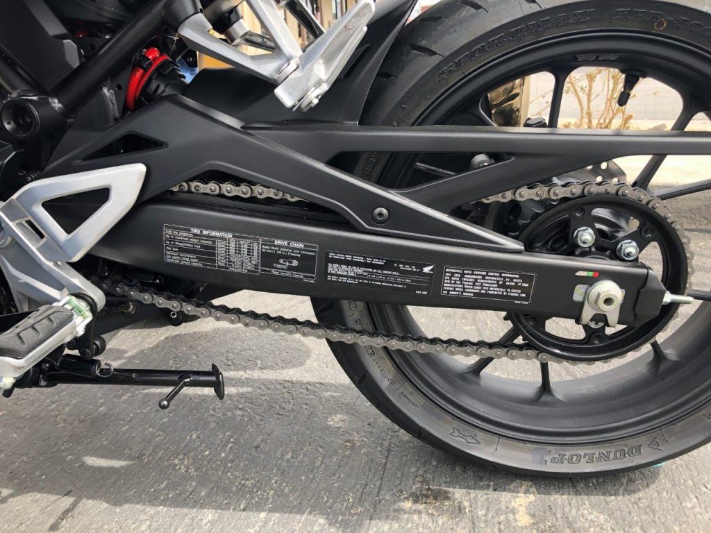 2019 Honda CB300R chain.